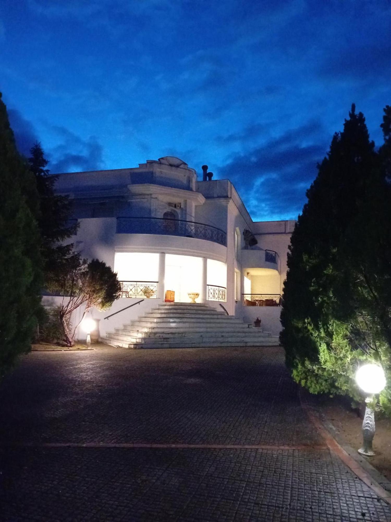 Вилла Πολυτελησ Βιλα 8 - 10 Ατομων Στην Περιοχη Αεροδρομιου Θεσσαλονικησ Livadaki  Экстерьер фото
